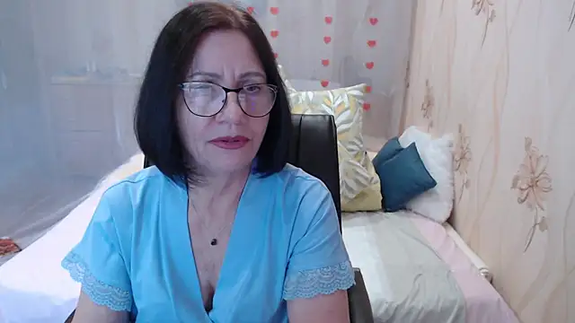 OlgaHottie online show from November 4, 1:21 am