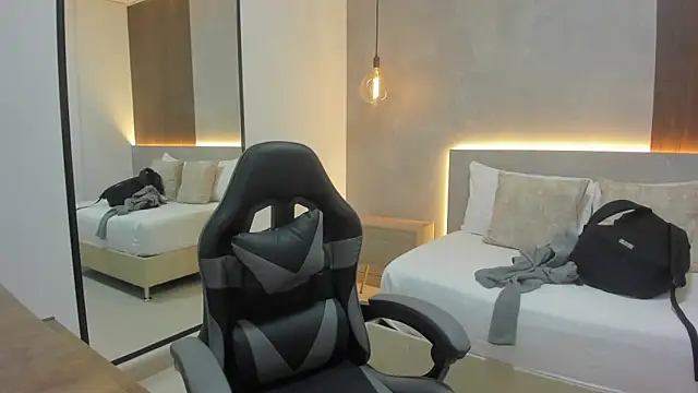 alma fenix online show from February 9, 12:29 pm