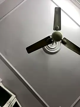 John desihunk online show from January 9, 4:44 pm