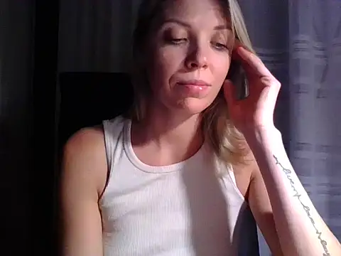 VelvetLove287 online show from October 13, 6:54 pm