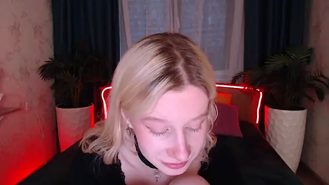 EnigmaSee online show from December 3, 9:00 am