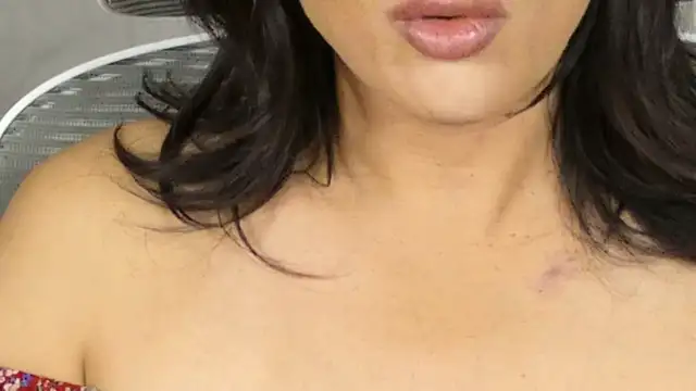 xprettysmilex online show from November 26, 9:05 pm