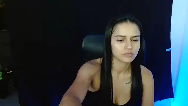 cloe fox online show from October 3, 5:45 am