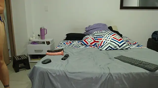 AnnieRoss69 online show from October 30, 11:17 pm