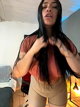 emmily d online show from November 3, 7:07 pm