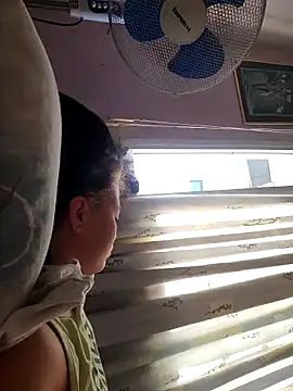 LorenRosse online show from October 14, 4:37 am