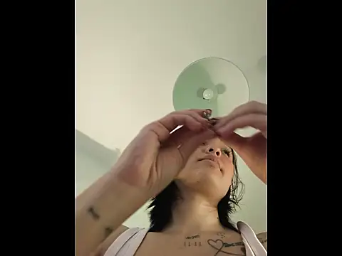 LorenRosse online show from March 16, 11:41 pm