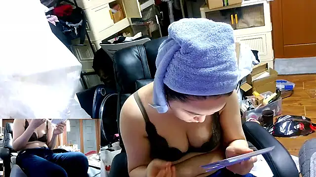 rami0428 online show from February 14, 6:37 am