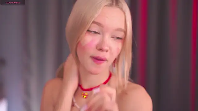  AlinaBailey online show from November 2, 8:29 am