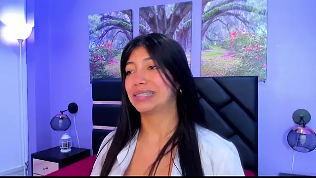 KimberlyVillaLobos online show from September 16, 12:02 pm