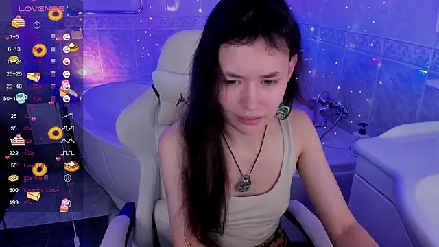 Emily Strikeee online show from September 18, 10:14 am