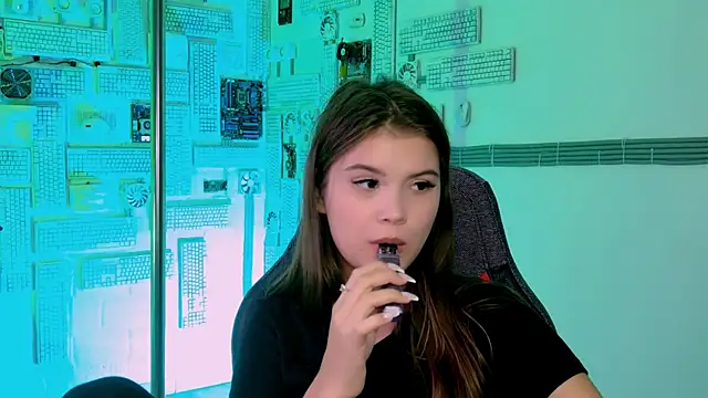 EvaThopson online show from September 27, 12:34 pm