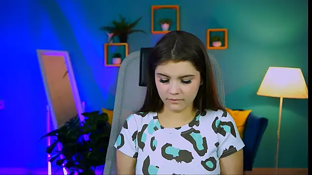 EvaThopson online show from November 28, 10:51 am