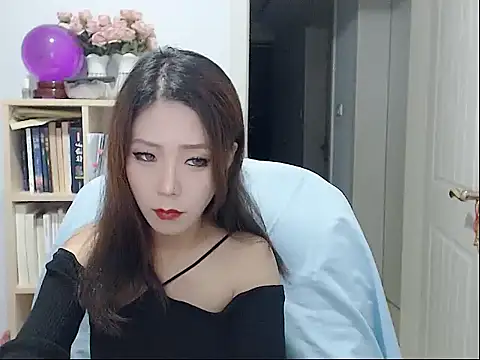 SuSushi728 online show from November 5, 4:12 pm