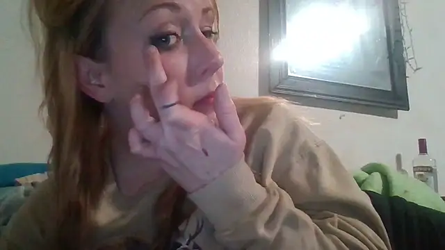 rosequartz online show from November 5, 8:30 am