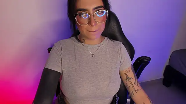 AnnikaMerliahh  online show from October 16, 4:37 am