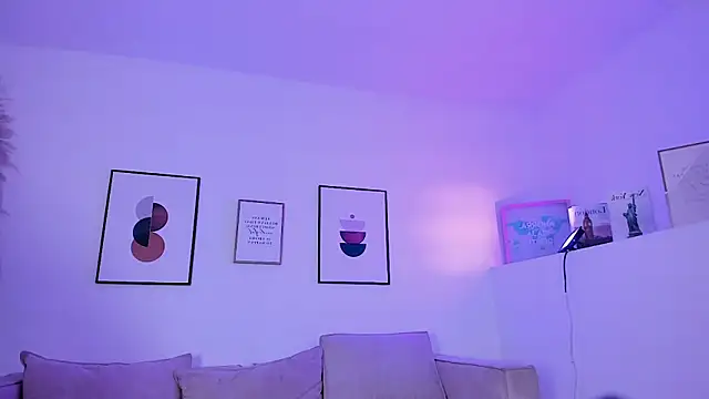 valka wolfe online show from April 11, 5:13 am