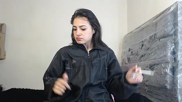 skinny sweet2411 online show from November 26, 8:04 am