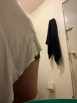 Nina-Chick777 online show from January 9, 7:24 am