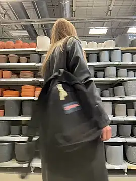 Sunny   Bunny online show from October 8, 8:18 am