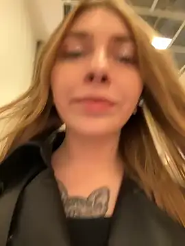 Sunny   Bunny online show from November 1, 1:04 pm