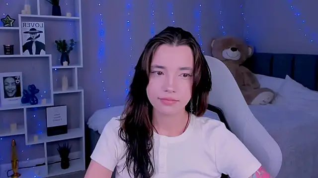 as1an girlfriend online show from April 27, 3:03 am