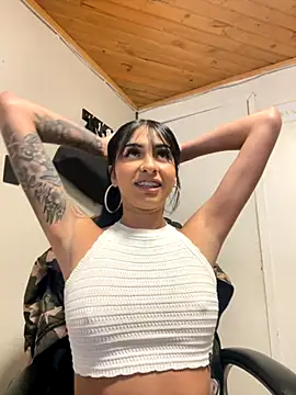 Hilary pinkk online show from October 2, 3:33 am