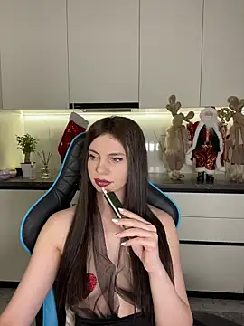 CurlyLara online show from January 14, 6:24 pm