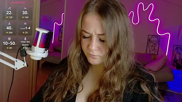 LizzyShine online show from October 7, 6:01 pm