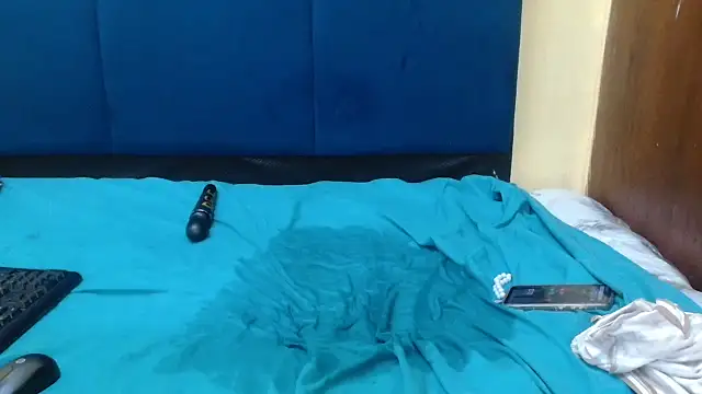 MilkyTitties online show from October 13, 4:31 pm