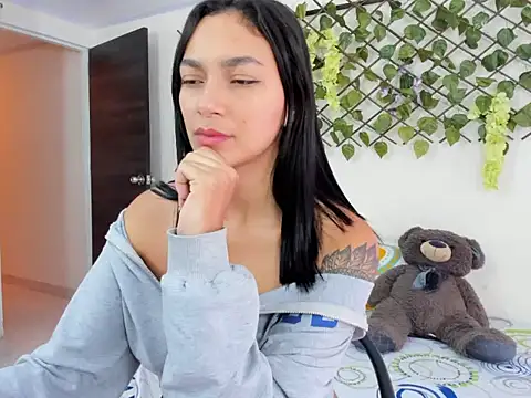 ASIAM BRUNET online show from September 12, 2:57 pm