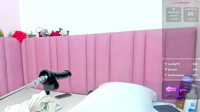 isabella santos1 online show from October 20, 3:42 am