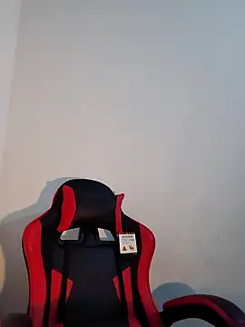 Celeste camila18 online show from September 8, 9:47 pm