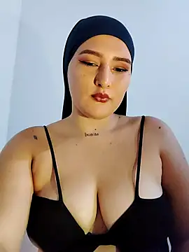 Celeste camila18 online show from September 13, 8:06 pm