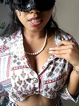 sandy naughty online show from November 19, 8:36 am