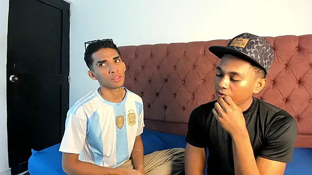 boys yourparty online show from October 1, 1:16 pm