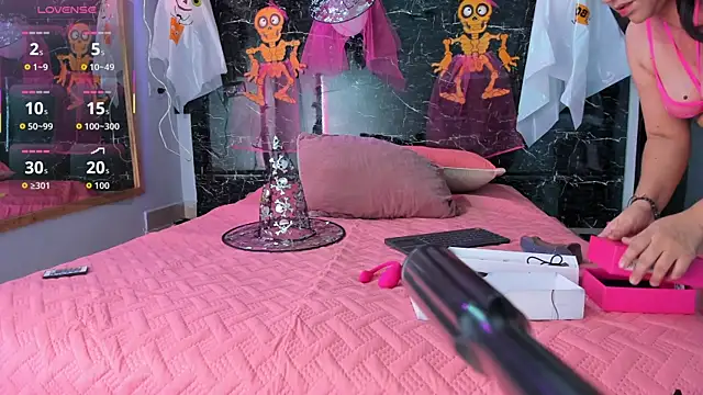 Yaya    11 online show from October 12, 4:59 am