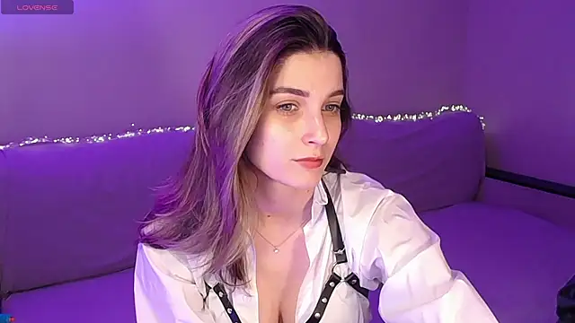 Abigail Wills online show from July 13, 6:52 pm