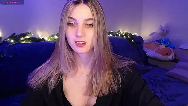 Abigail Wills online show from February 16, 2:50 pm