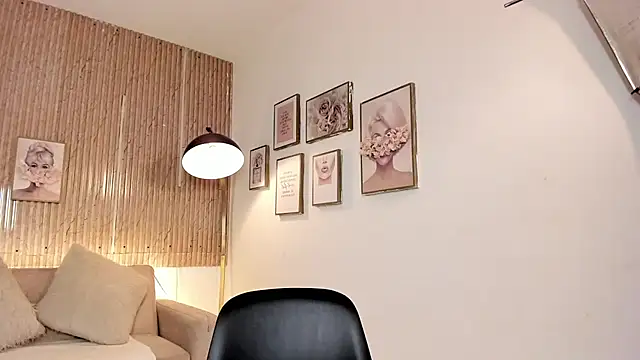 Eliz jane online show from November 22, 1:47 pm