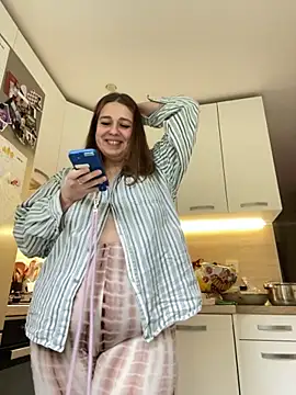 SuzieMurray online show from September 24, 11:20 am