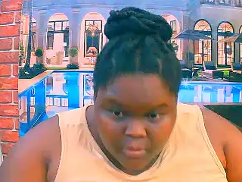 EbonyHotBuns online show from December 17, 9:19 pm