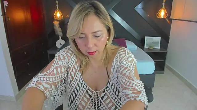 andre soto  online show from September 18, 2:10 am