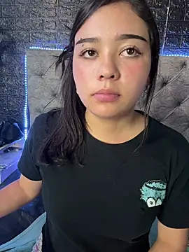 Paloma  LS online show from January 8, 7:07 pm