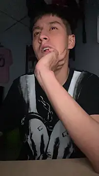 Stiven 017 online show from March 13, 2:02 am