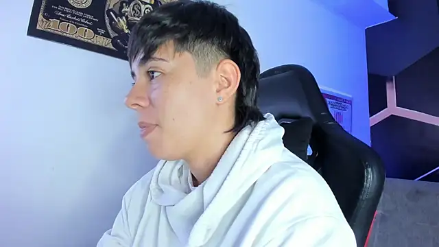 AbbySmiitth  online show from September 16, 7:55 pm