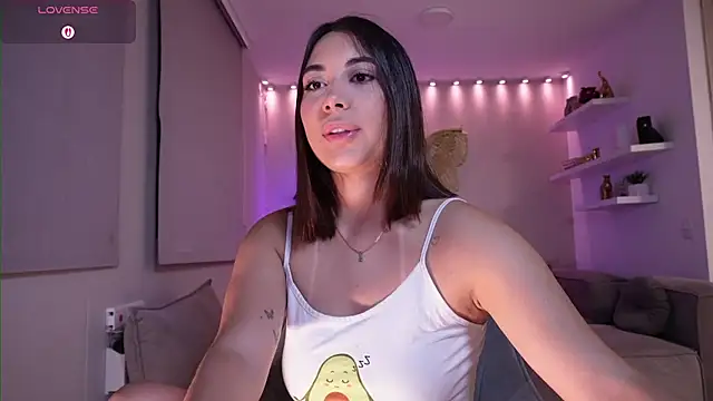 lupejones online show from March 4, 9:38 am