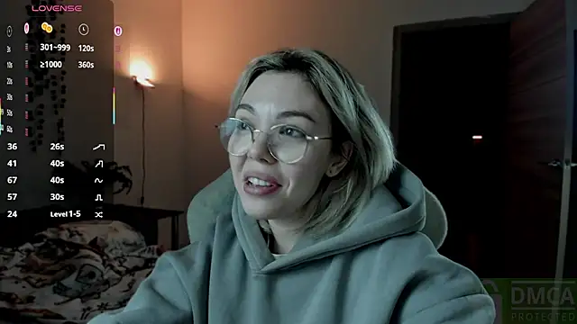 whoa-hoa-hoa-hoa-hoa online show from October 13, 9:17 pm