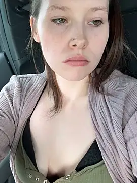 SheSlutty531 online show from July 19, 6:54 pm