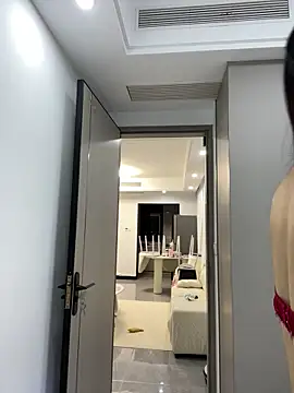 xyebobs online show from November 4, 1:27 pm